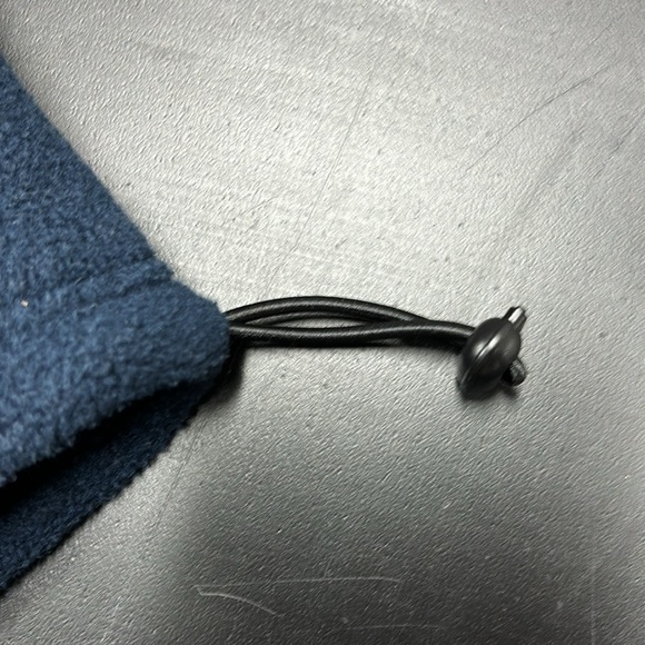 Perry Ellis America half zip sweatshirt. - Picture 3 of 3